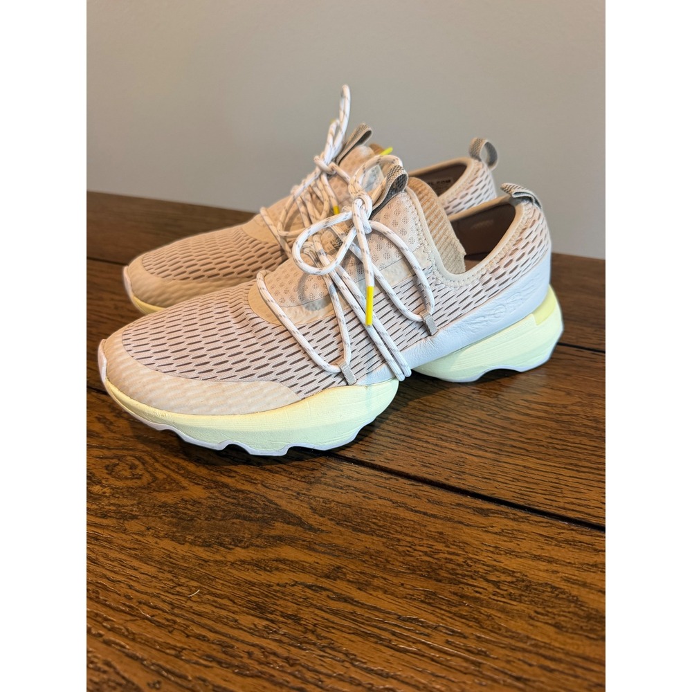 Sorel Kinetic Impact Lace Sneakers Womens 9.5 Beige Yellow Good Mesh Leather